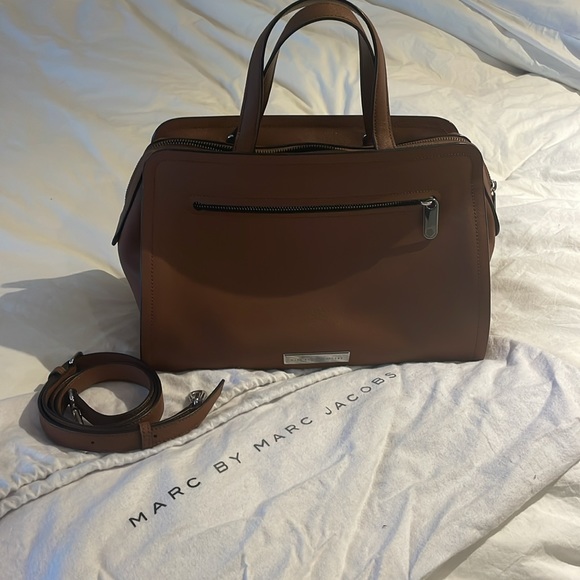 Marc by Marc Jacobs leather handbag - Picture 2 of 8